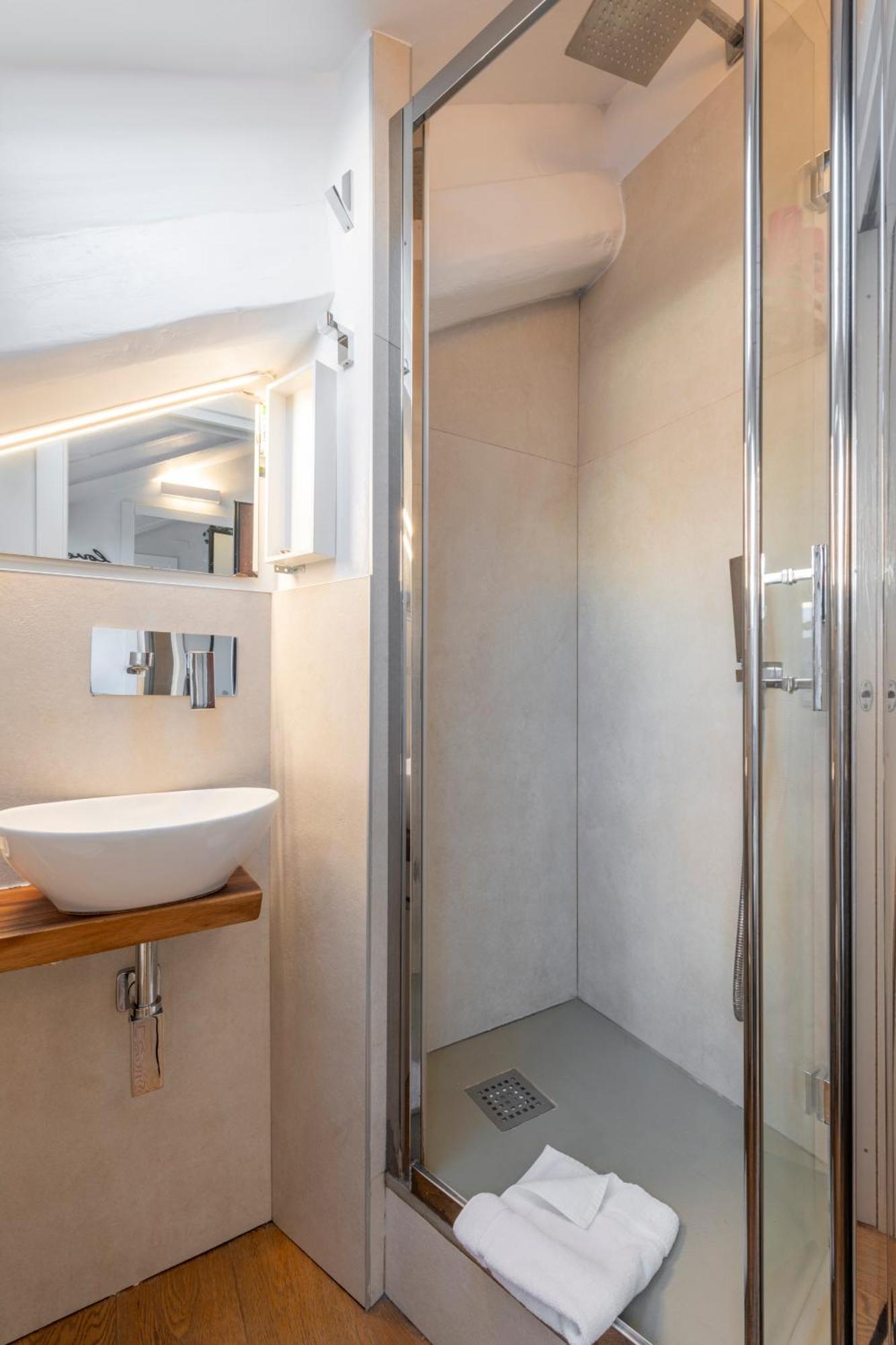 Bright Mini Studio In The Heart Of ميلان المظهر الخارجي الصورة